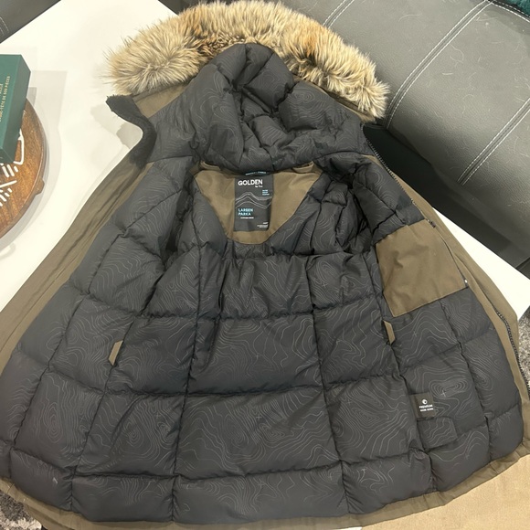 Aritzia TNA Golden Larsen Parka - Picture 8 of 8